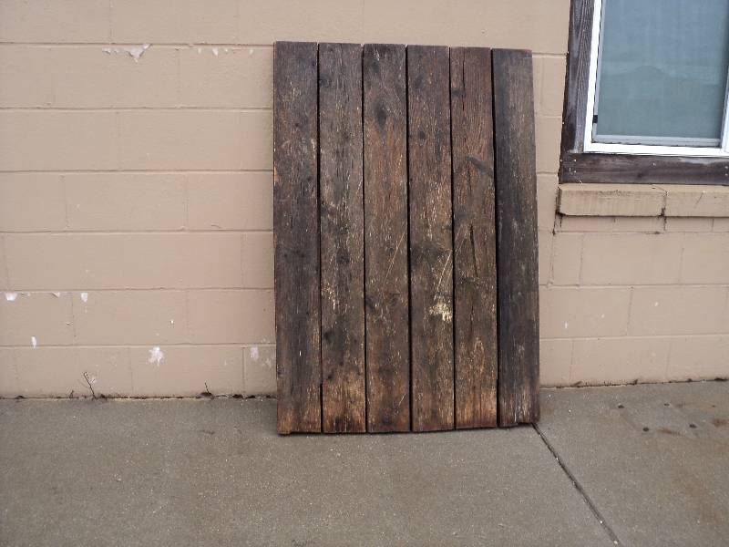 gate, 1 in thick boards, 50 in high...