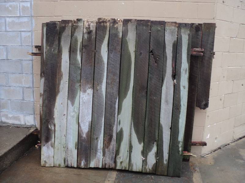 3 fence panels, 1 in thick boards, ...