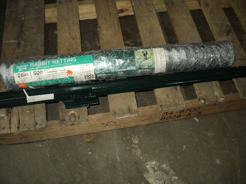 new garden netting, 28inx50feet, wi...