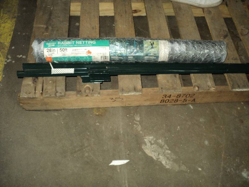 new garden netting, 28inx50feet, wi...