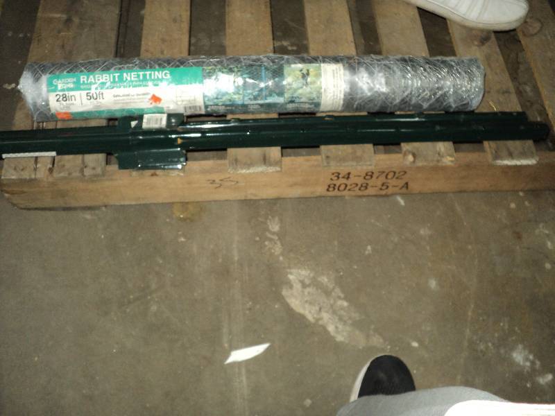 new garden netting, 28inx50feet, wi...
