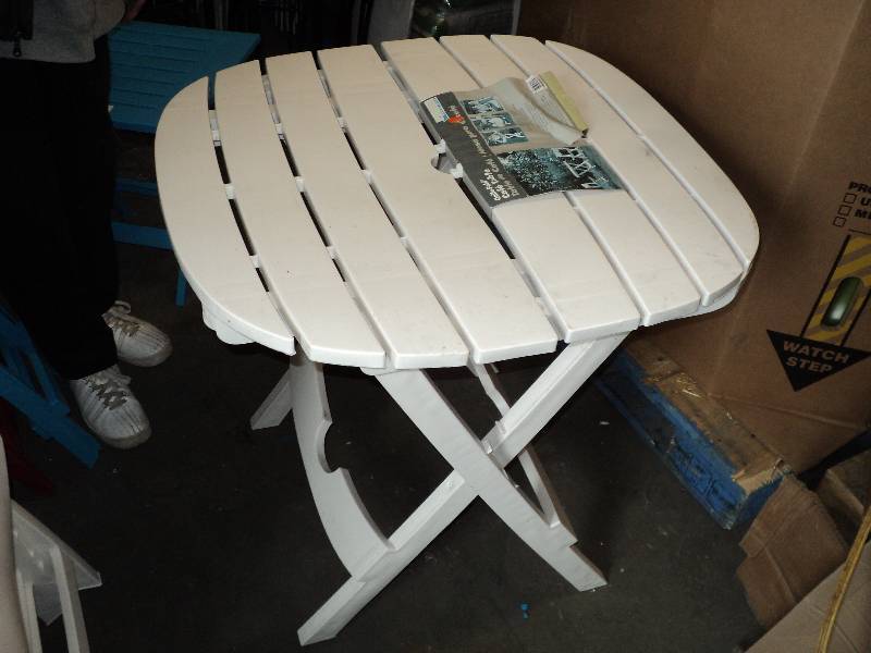 1 collapsable outdoor caf table w...