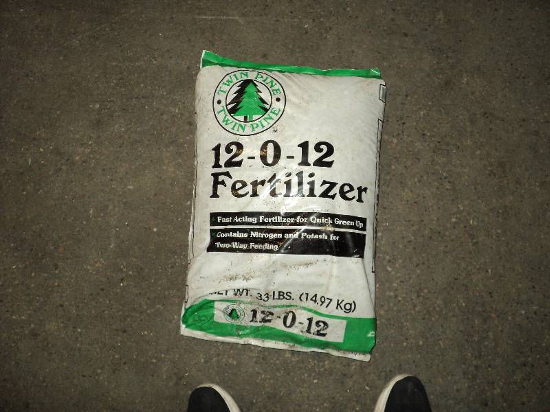 twin pine 12-0-12 fertilizer, 33 lb...