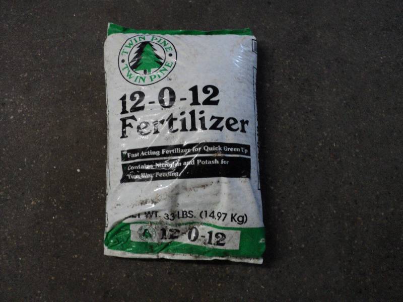 twin pine 12-0-12 fertilizer, 33 lb...