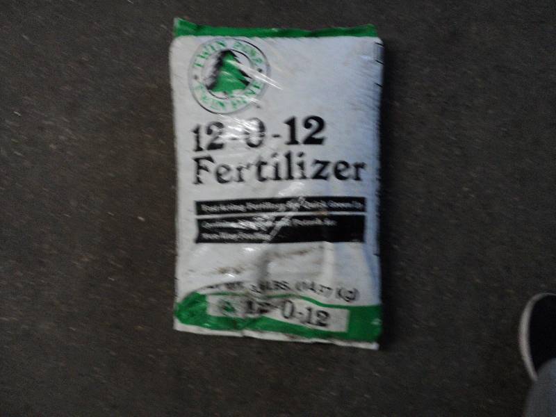 twin pine 12-0-12 fertilizer, 33 lb...