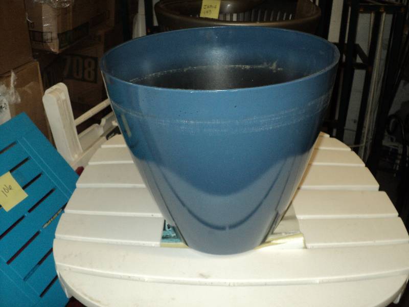 blue planter 14inx14in...