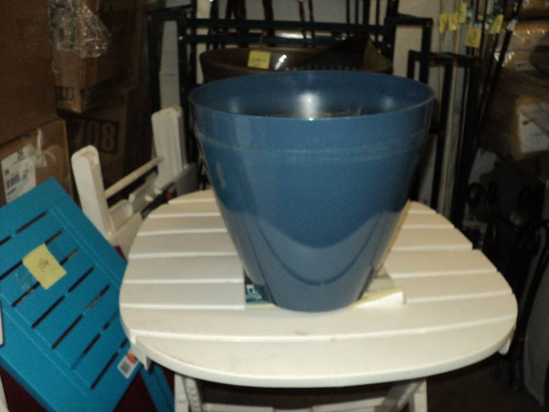 blue planter 14inx14in...