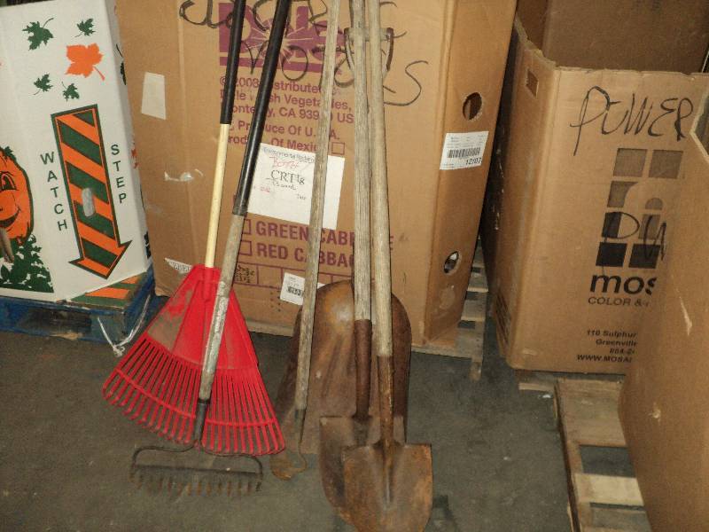 used garden tools, see pictures...