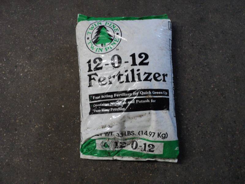 twin pine 12-0-12 fertilizer, 33 lb...