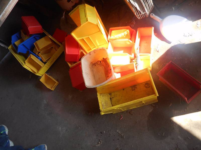 LOT OF PARTS BINS