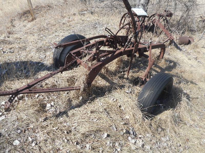 ANTIQUE TWO BOTTOM PLOW