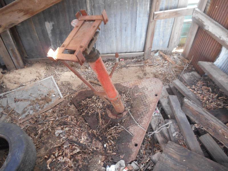 TRANSMISSION JACK