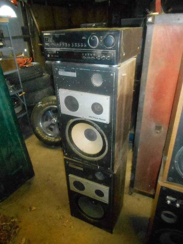 RADIO AND SPEAKERS