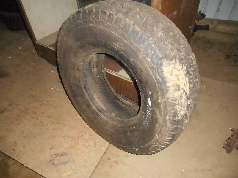 (4) TRAILKING TIRES