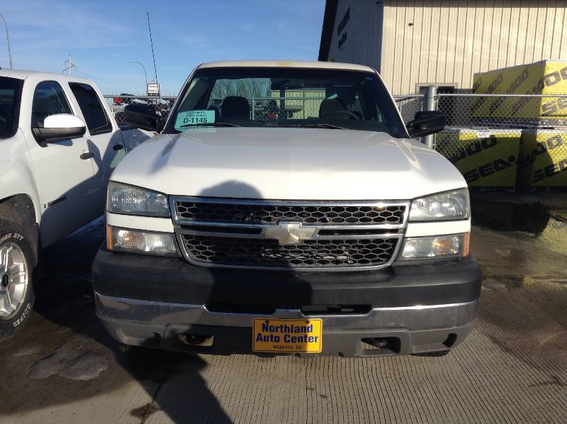 2005 Chevy 2500HD NO RESERVE