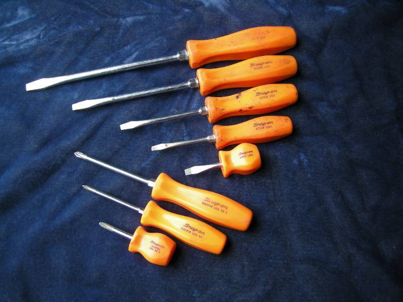 lot 4 image: Snap-On Screwdriver Set