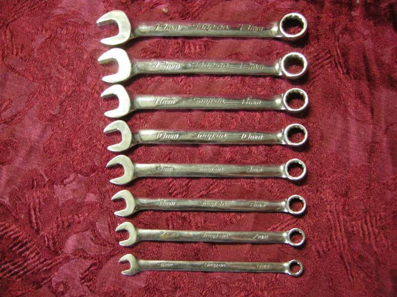lot 5 image: Snap-On Metric Combination Wrenches