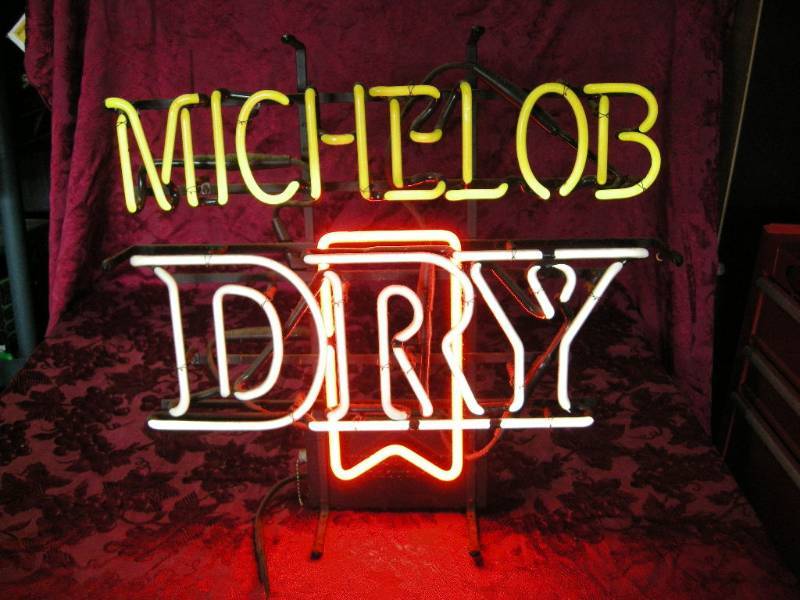 lot 20 image: Michelob Dry Neon Beer Light
