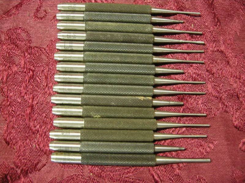 lot 35 image: Starrett Punch Set