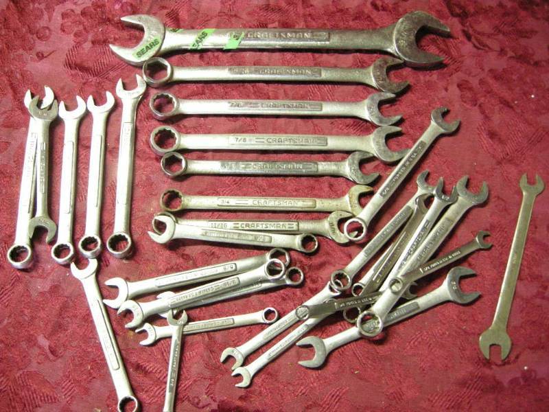 lot 61 image: Craftsman Wrenches
