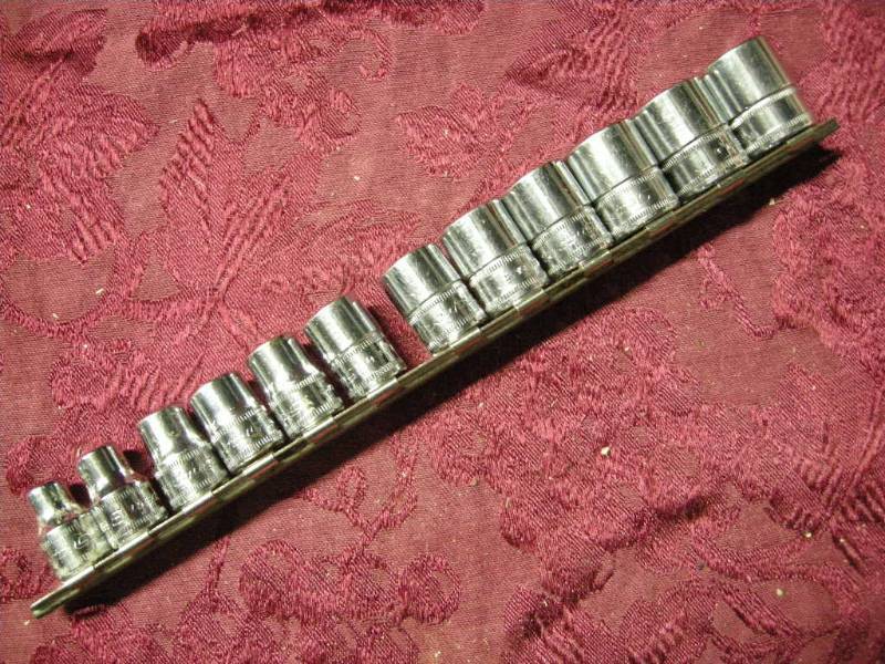 lot 86 image: Snap-On 38 Drive Sockets