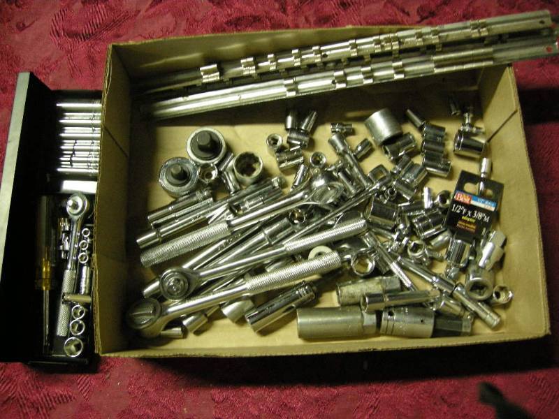 lot 89 image: Misc Sockets