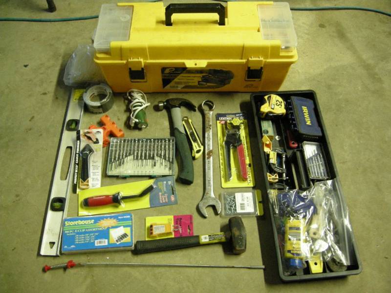 lot 91 image: Tool Box and Contents