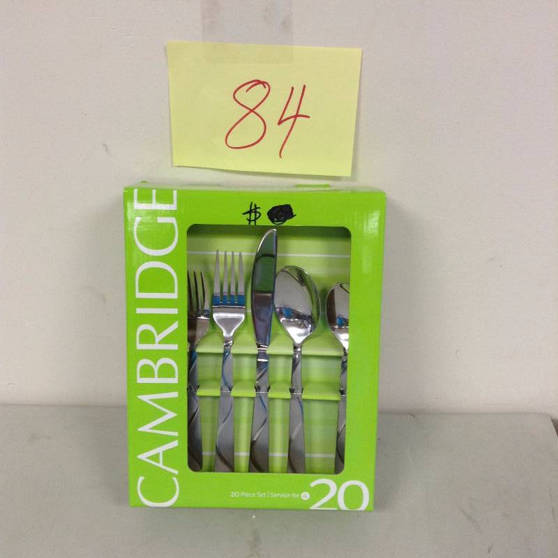 lot 84 image: Cambridge 20 Pc Flatware Set New