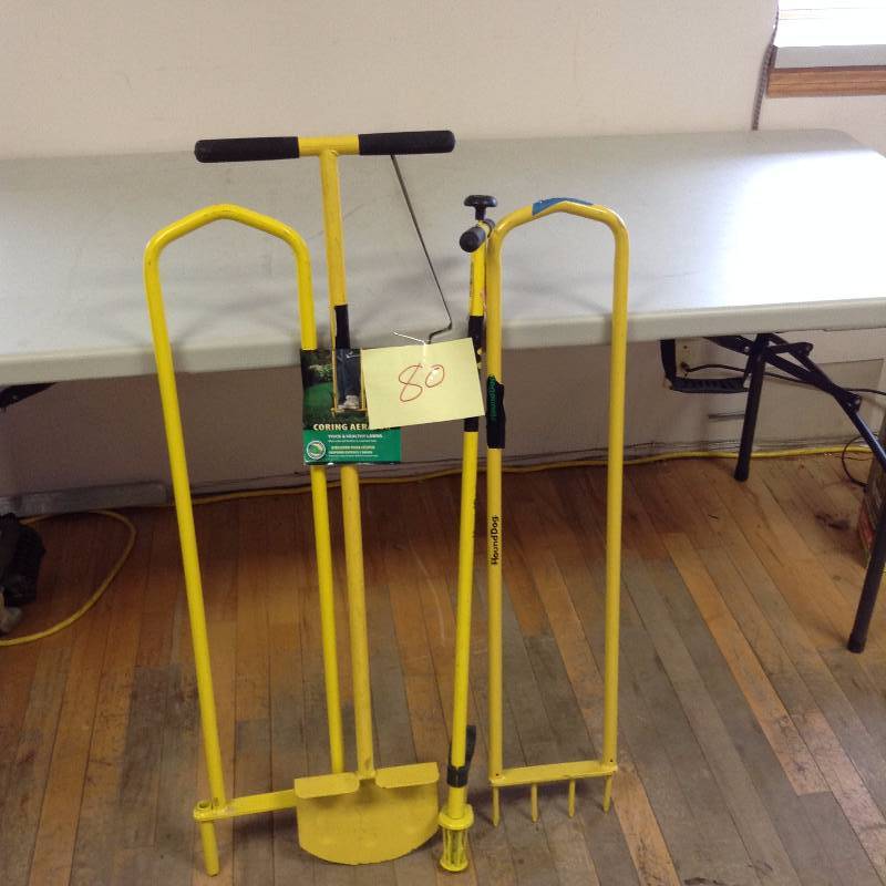 lot 80 image: Lot of assorted garden tools