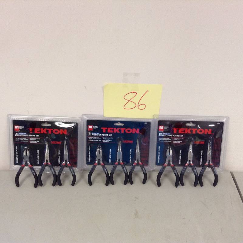 lot 86 image: Lot of 3 - Tekton 3 pc pliers set new