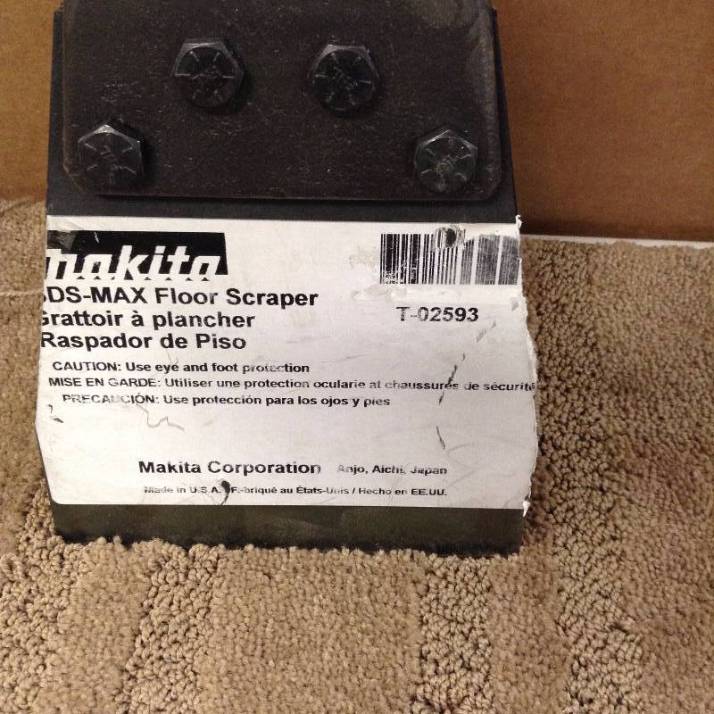 lot 103 image: Makita Floor Scraper