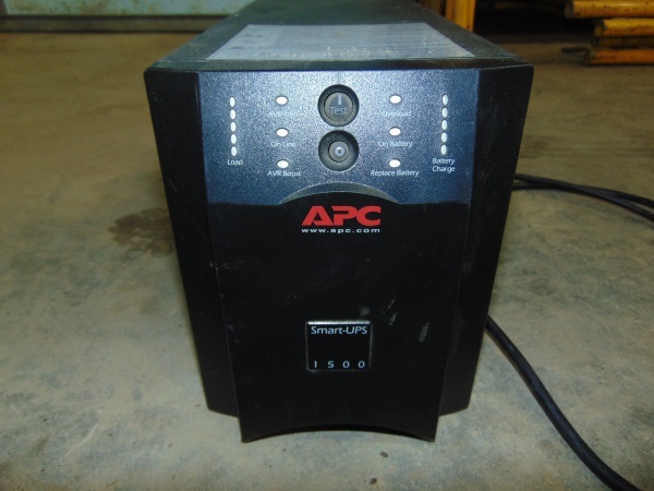 lot 34 image: APC Smart up 1500
