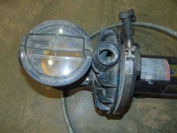 lot 42 image: Pool Filter