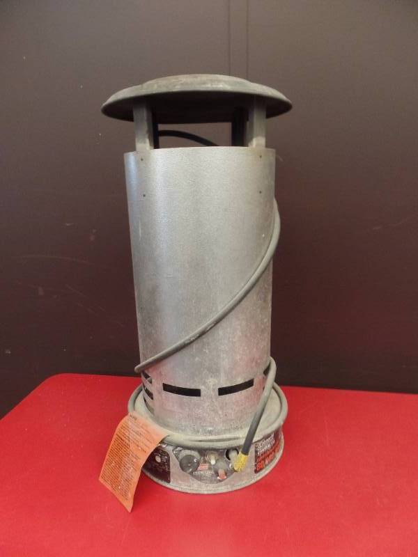 lot 525 image: Propane Heater