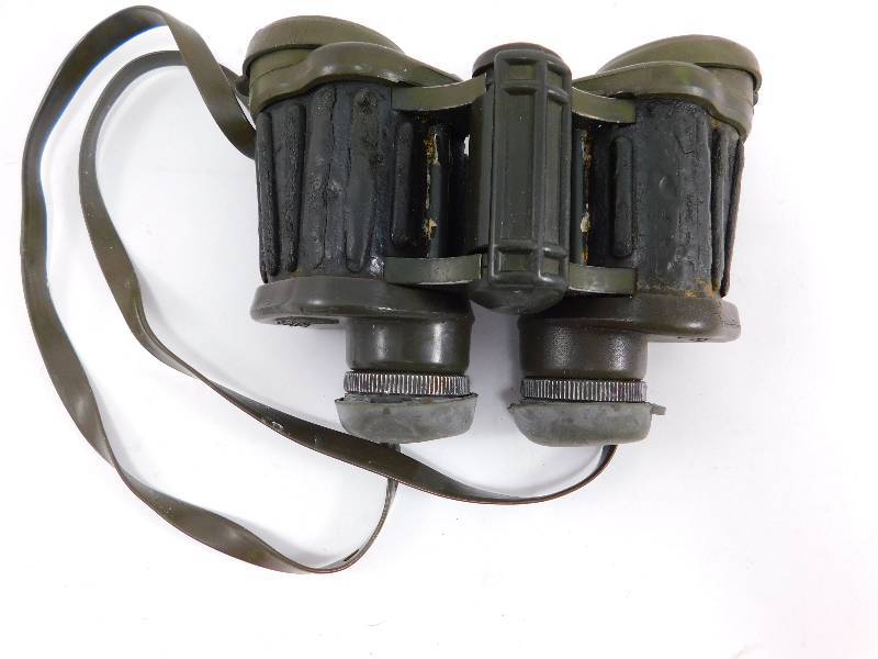 lot 5 image: Hensoldt  Zeiss 8x30 German Army Binoculars