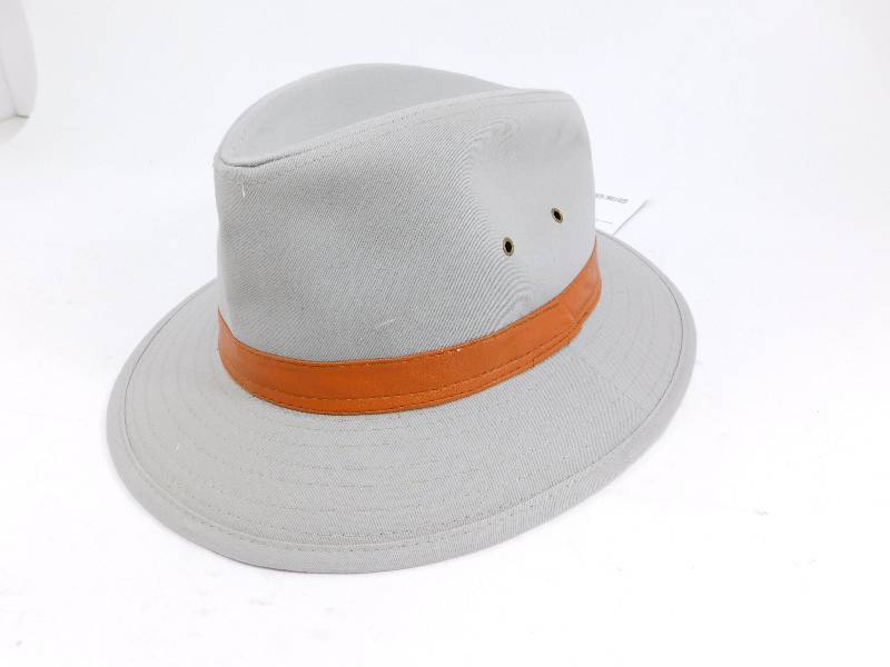 lot 18 image: Guide Gear Khaki Water Repellant Fedora Hat