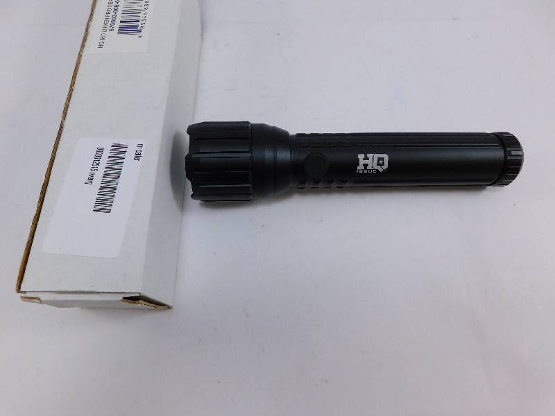 lot 47 image: HQ ISSUE Pro Series Flashlight, 650 Lumen