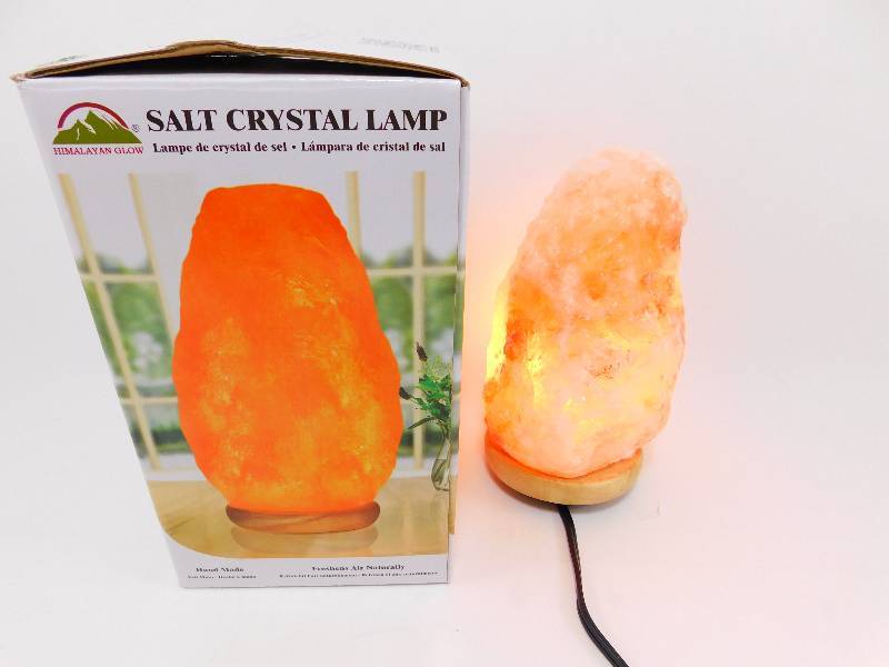 lot 69 image: Ionic Himalayan Salt Crystal Lamp