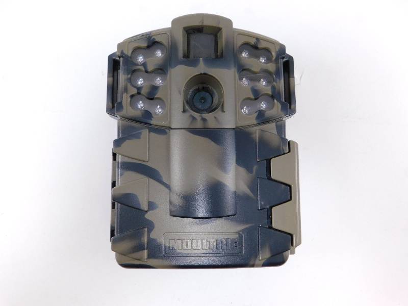lot 95 image: Moultrie SG-8 Infrared Trail  Game Camera, 8MP