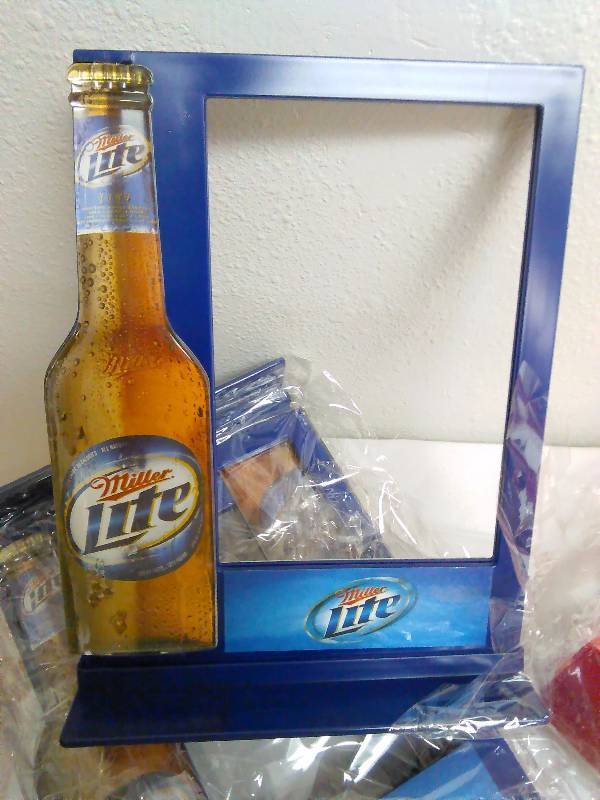 Miller Lite and Miller High Life Menu Holder  Picture Frame (6), 3 � x 5 � Display Area