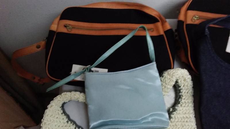 Assortment of Vintage Purses (6)