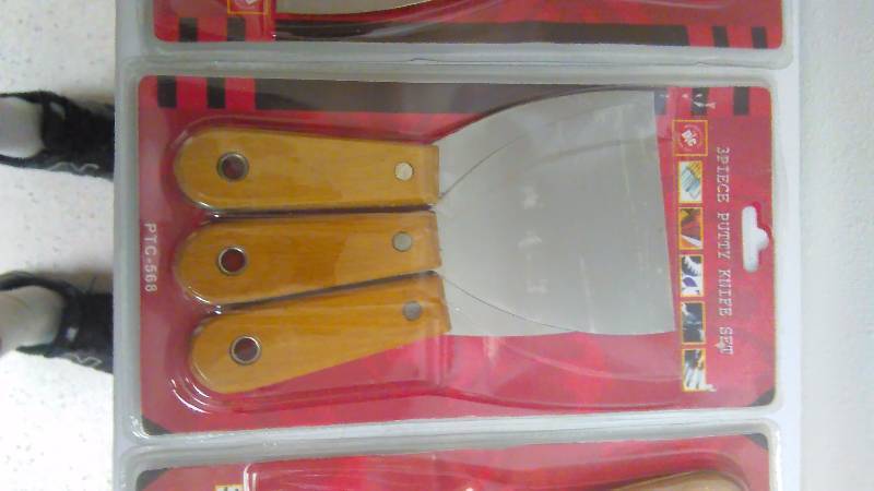 3 pc. Putty Knives (3)
