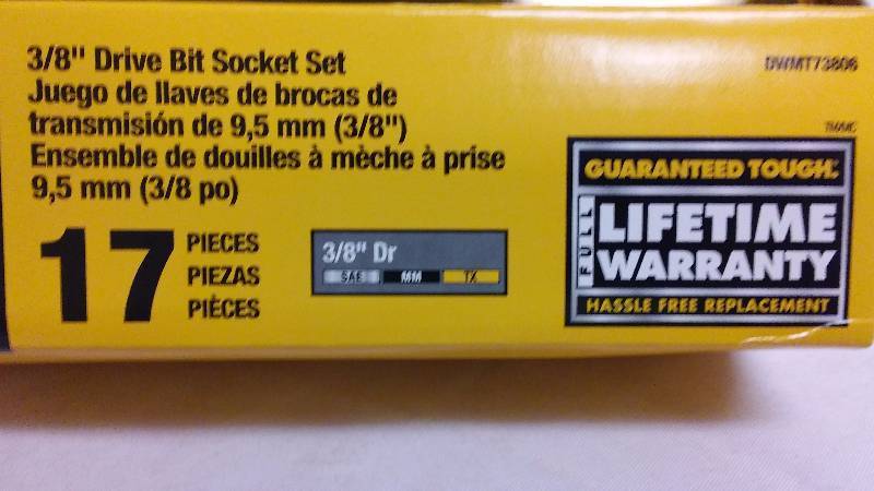 DeWalt 17 pc 38th Inch Drive Bit Socket Set