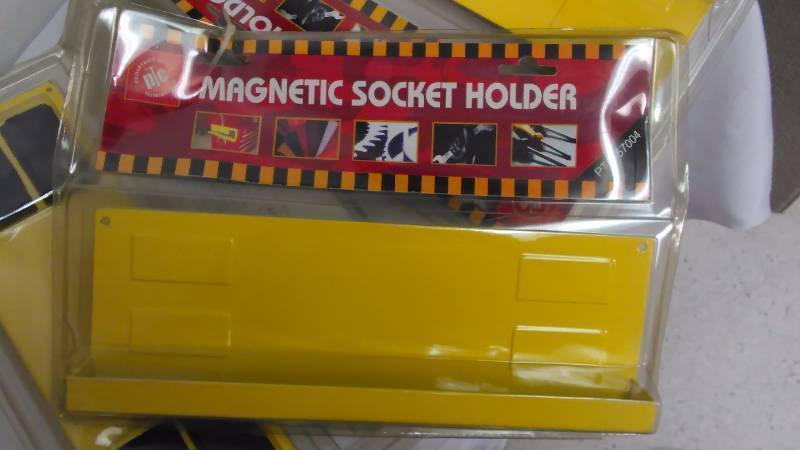 Magnetic Tool and Socket Holder (3)
