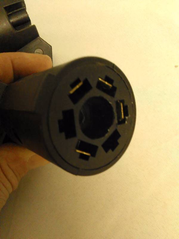 Electrical Trailer Converter 7 pin to 4 pin (2)