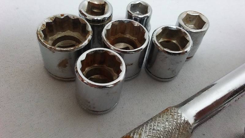 Collection of Sockets, Extensions, � inch driver