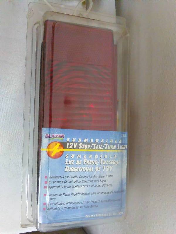 Blazer Submersible StopTailTurn Lights (2)