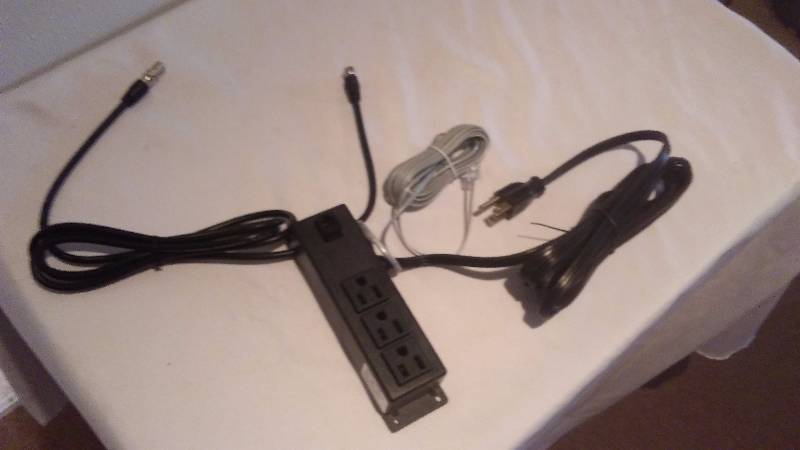 Multi Use Extension Unit, for electrical, phone and USB cable, indoor Use only