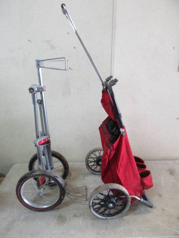 2 golf bags on wheels