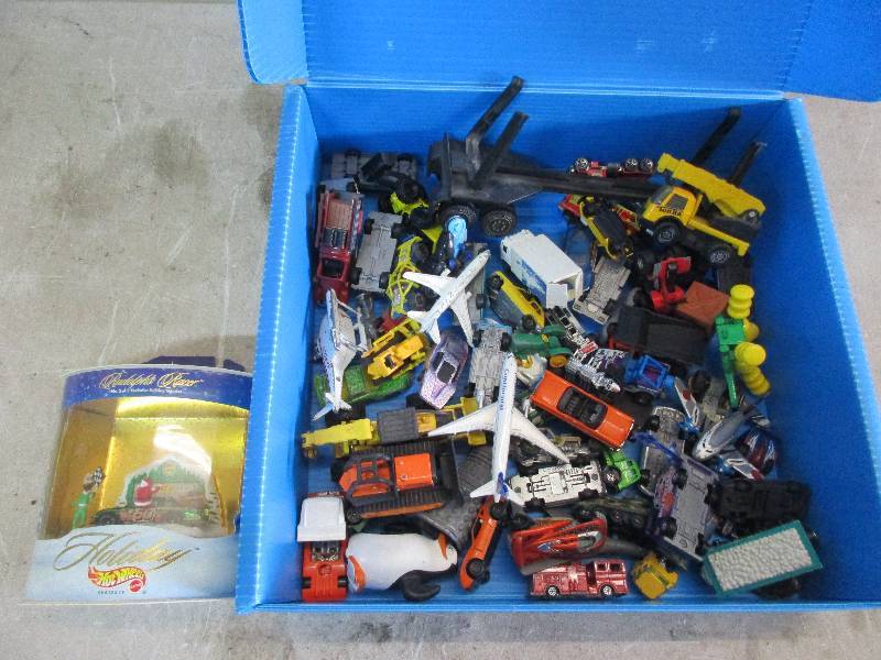 box of Hotwheels  toy cars